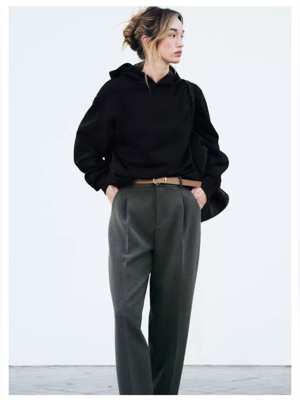 Zara - Dark Gray Pleated Tailored Trousers - Dress pants Business casual Tapered